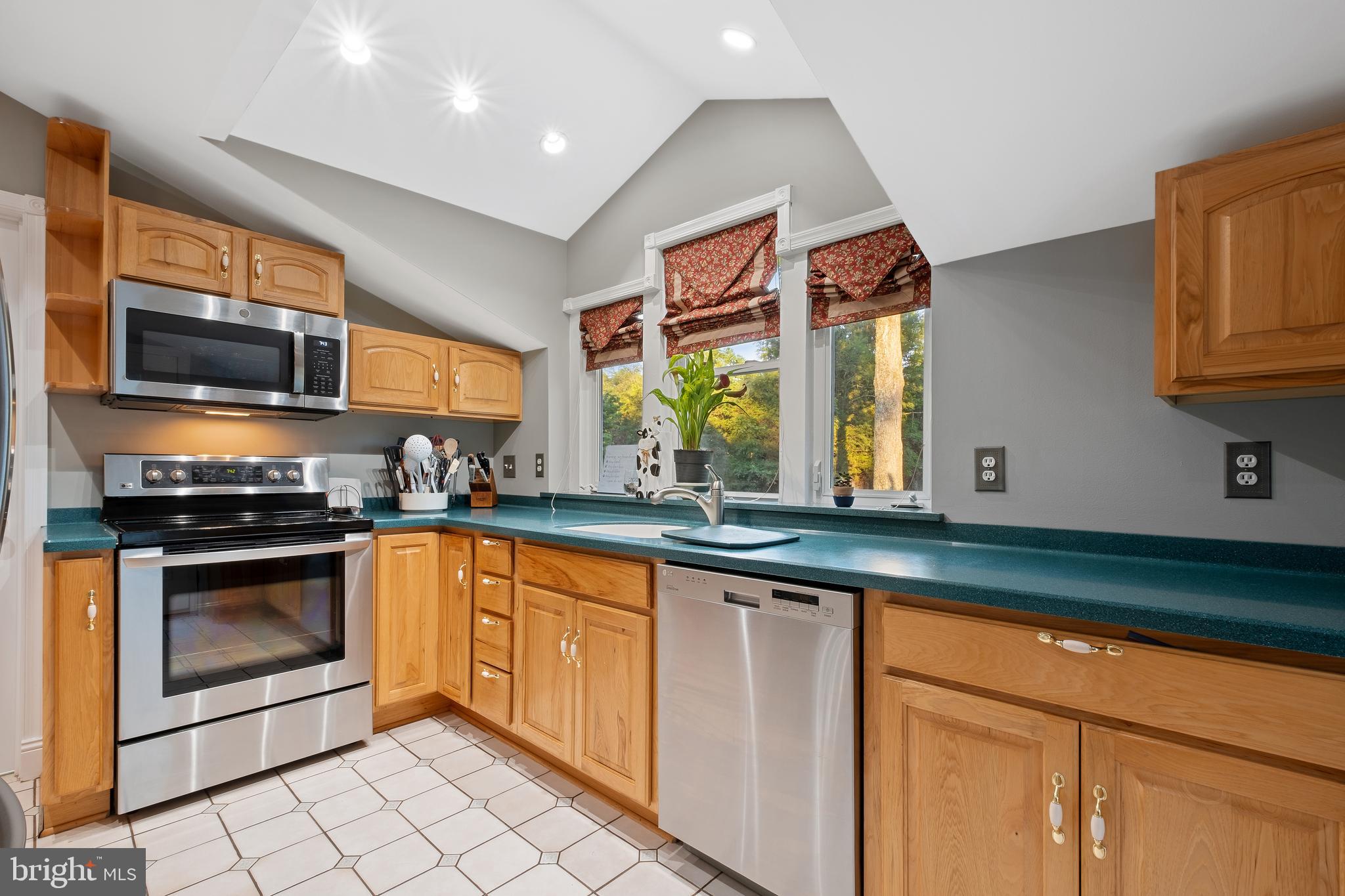 17 Stokes Road Shamong, NJ 08088 - Photo 54 of 150