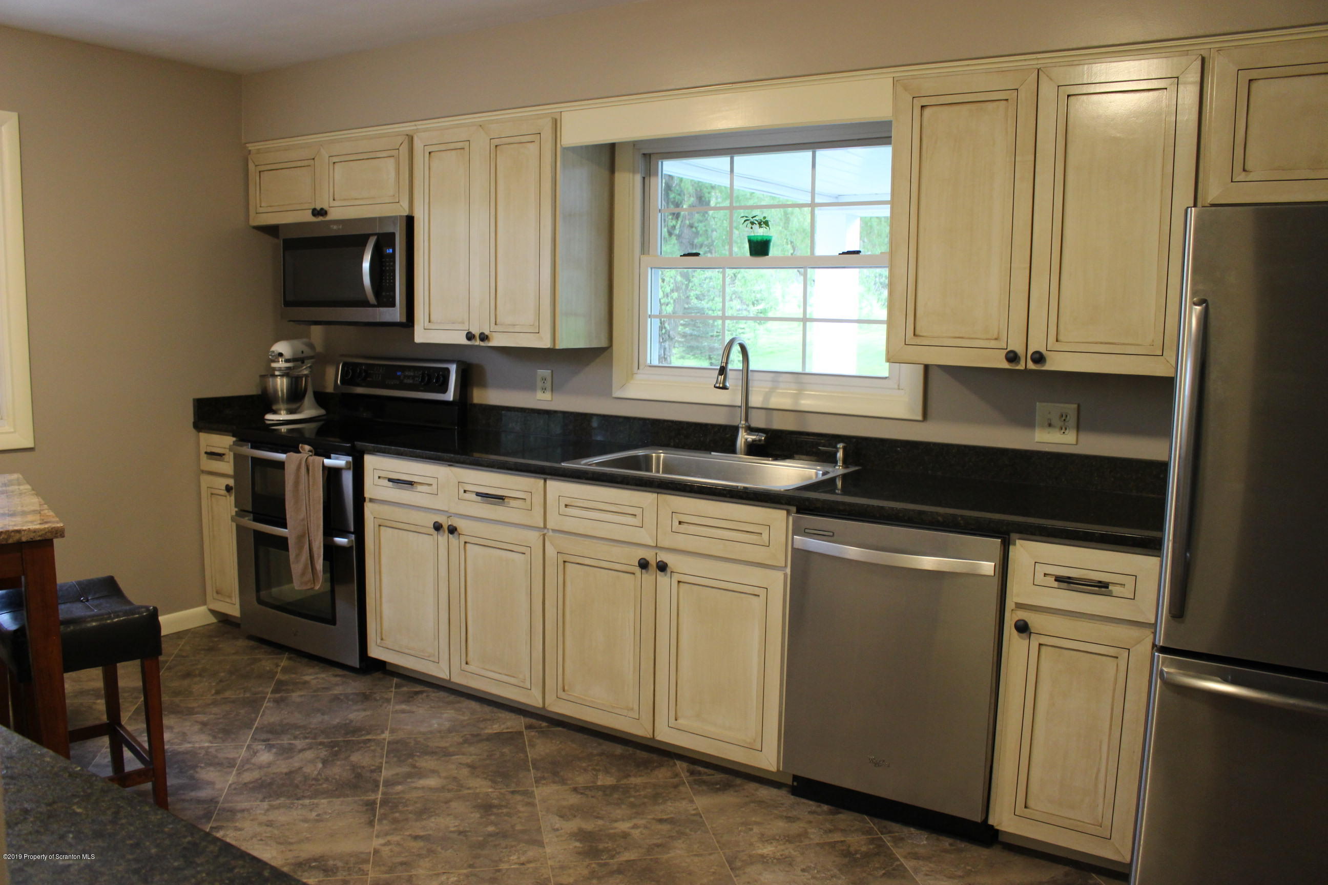1020 Newton Road Clarks Summit, PA 18411 - Photo 9 of 40 Kitchen