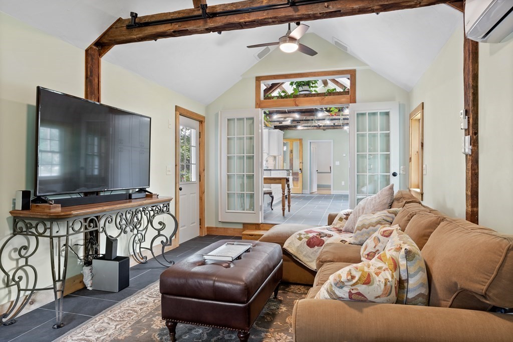 11 Turnpike Road Townsend, MA 01469 - Photo 22 of 41