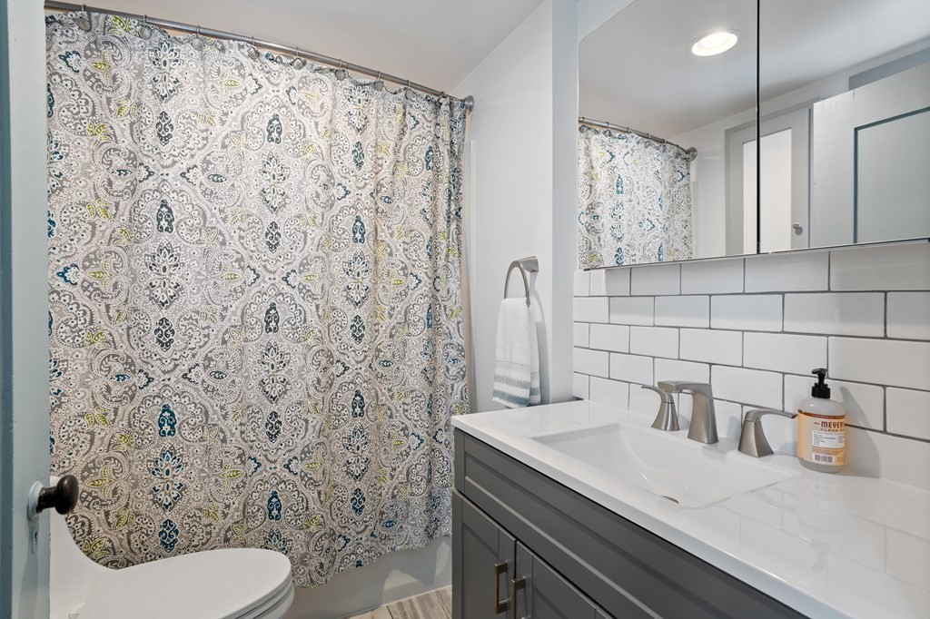 11 Turnpike Road Townsend, MA 01469 - Photo 25 of 41