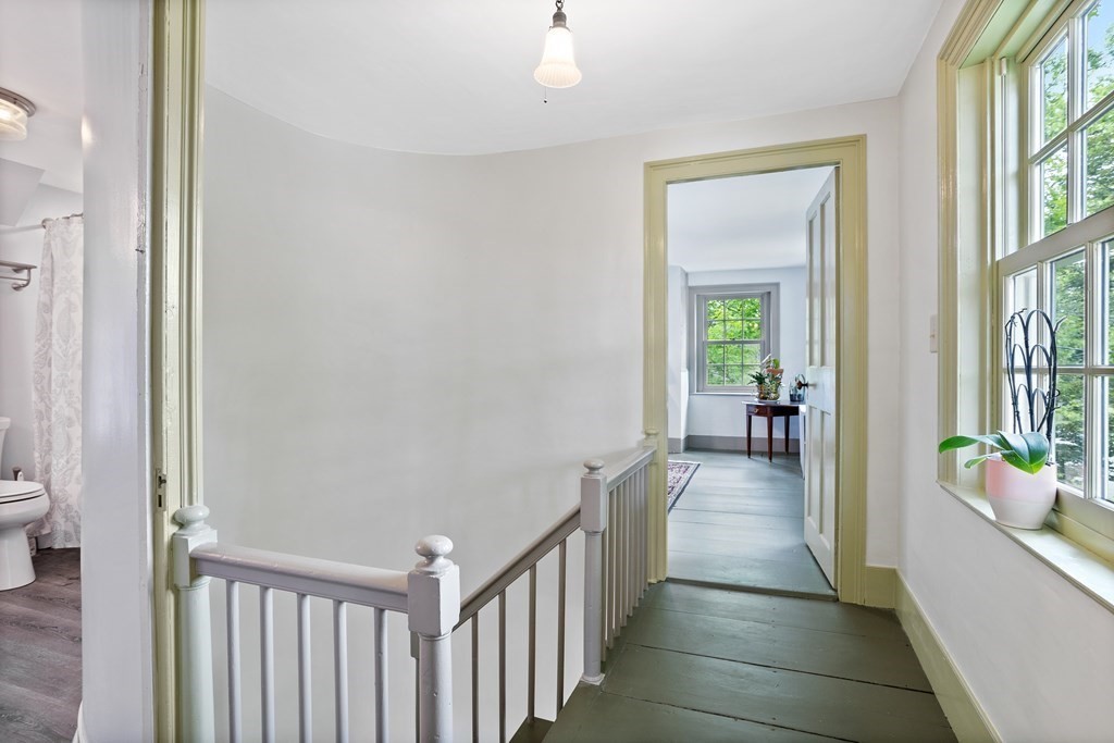11 Turnpike Road Townsend, MA 01469 - Photo 27 of 41
