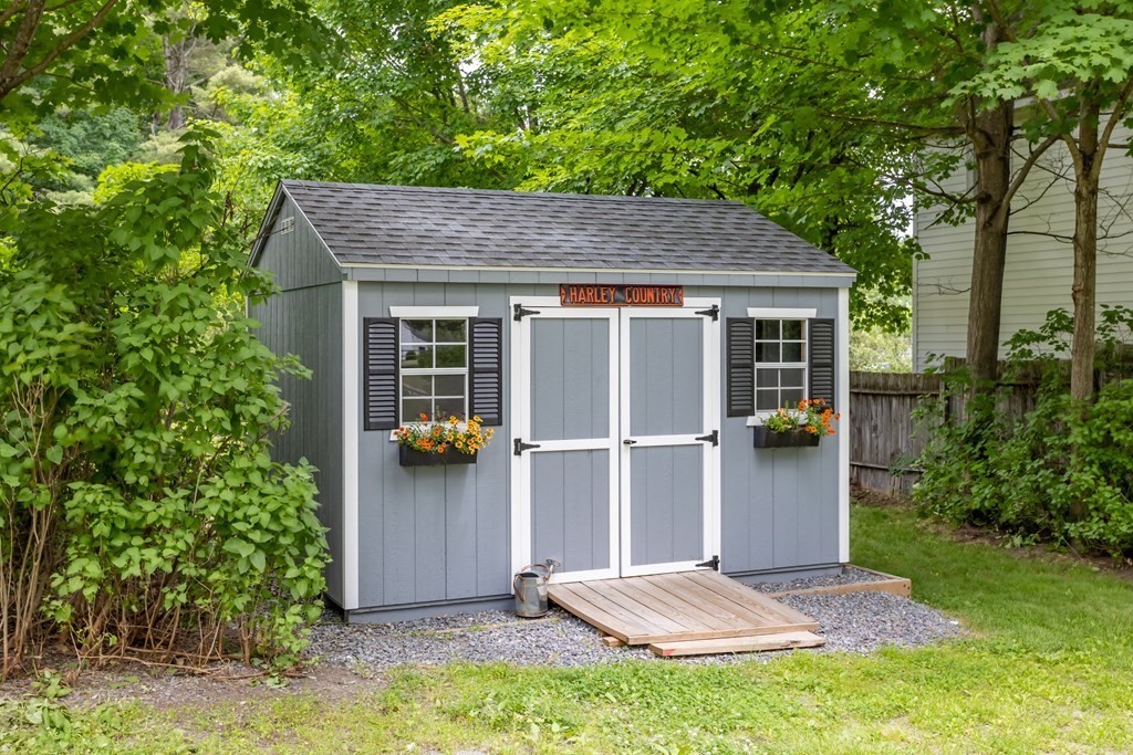 11 Turnpike Road Townsend, MA 01469 - Photo 10 of 41