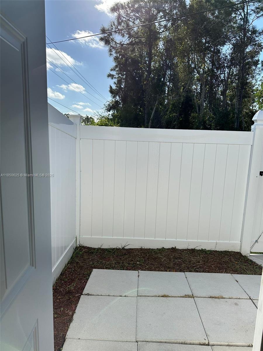 442 Conlee Street Lehigh Acres, FL 33974 - Photo 44 of 79