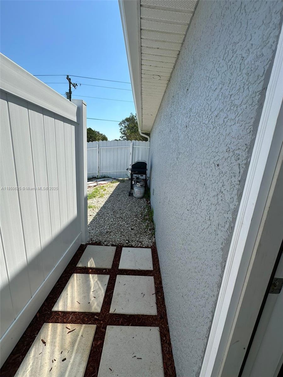 442 Conlee Street Lehigh Acres, FL 33974 - Photo 60 of 79