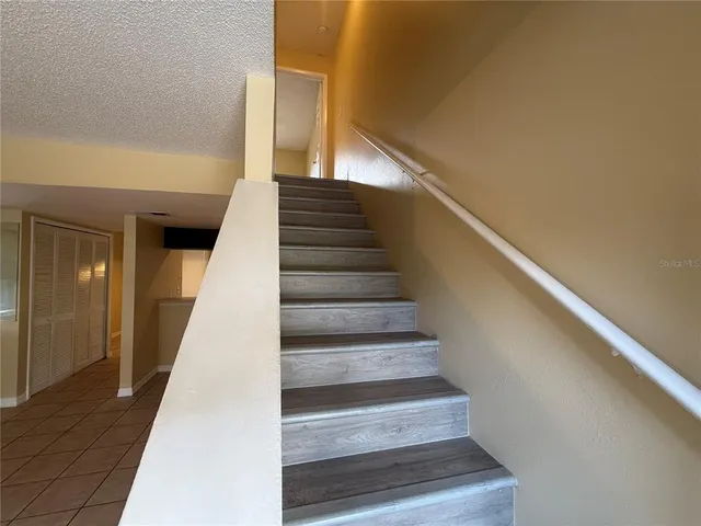 $1,400 | 217 South Moss Road, Winter Springs, FL 32708