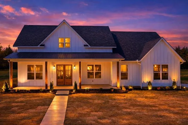 $589,000 | 75 West Elmwood Drive, Mount Vernon, TX 75457