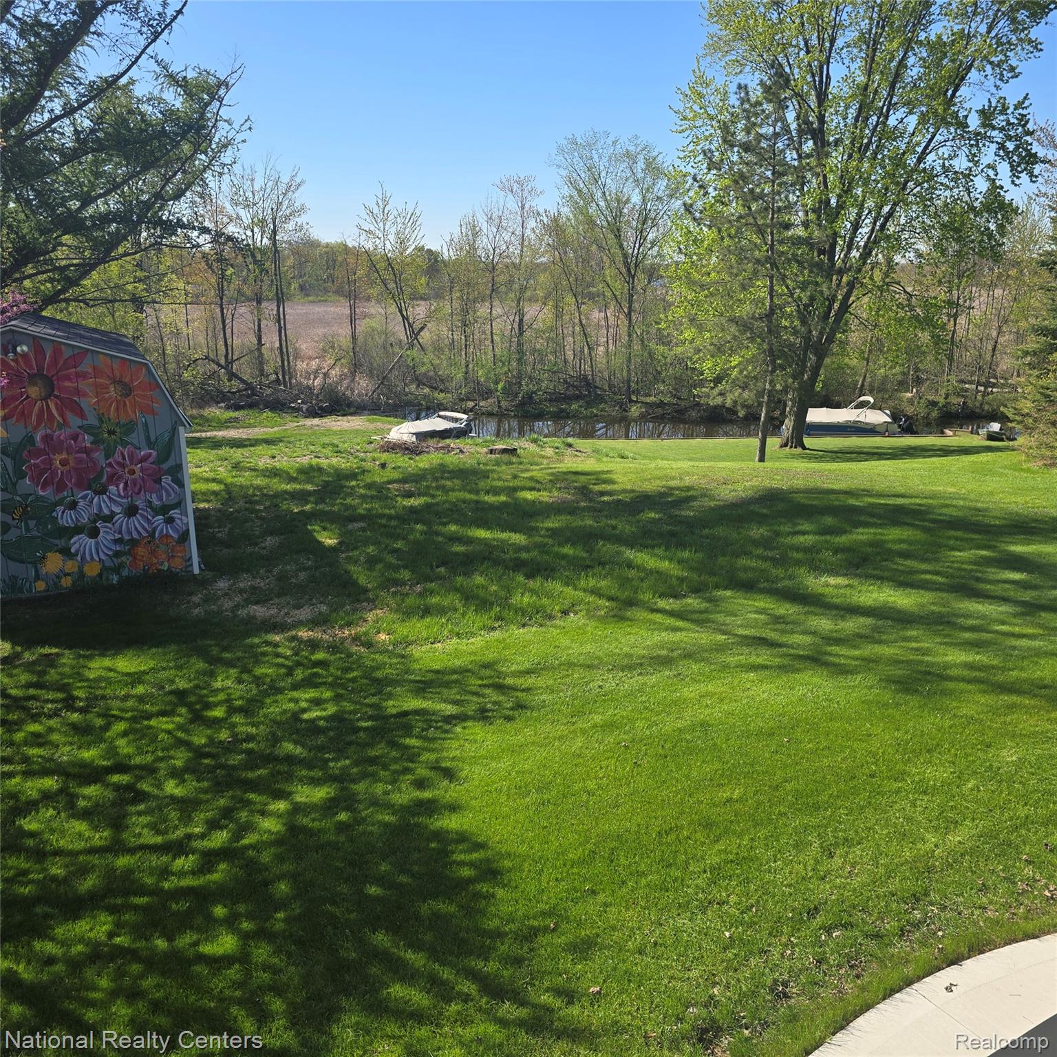 13477 South Horrell Road Fenton, MI 48430 - Photo 28 of 30 View of grassy yard
