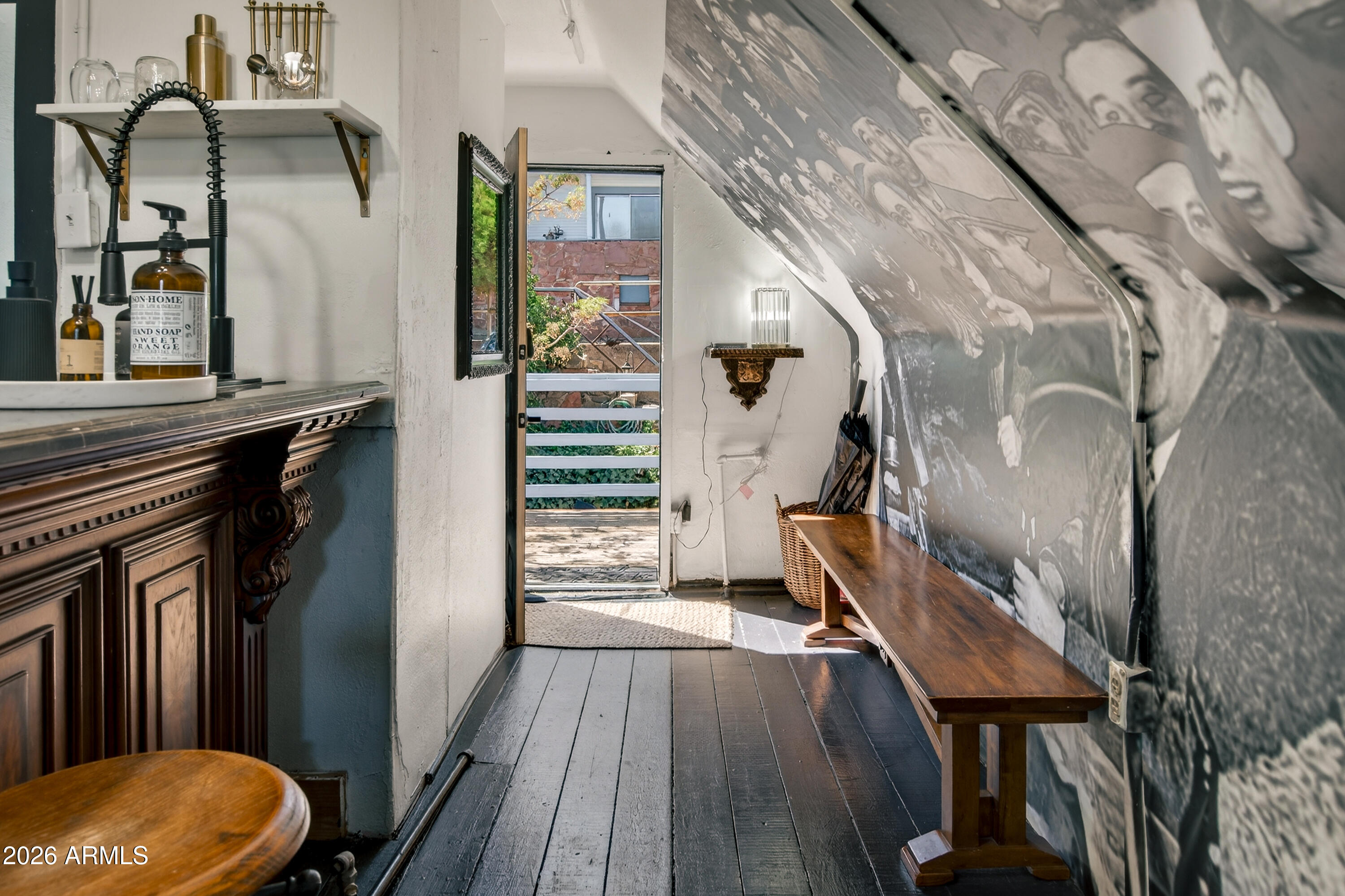 511 Main Street Jerome, AZ 86331 - Photo 49 of 67 a living room with furniture