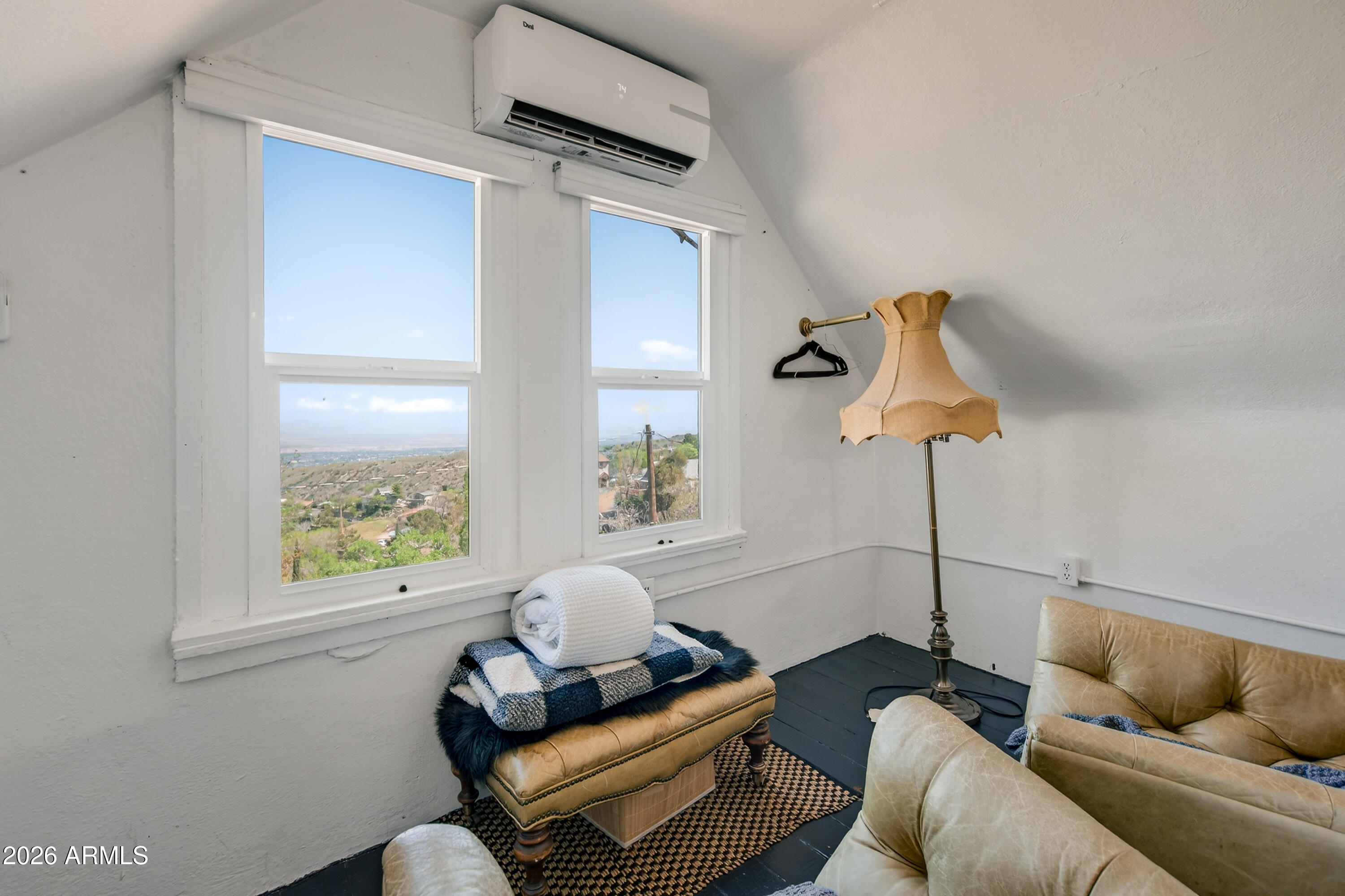 511 Main Street Jerome, AZ 86331 - Photo 62 of 67 a living room with furniture and a window