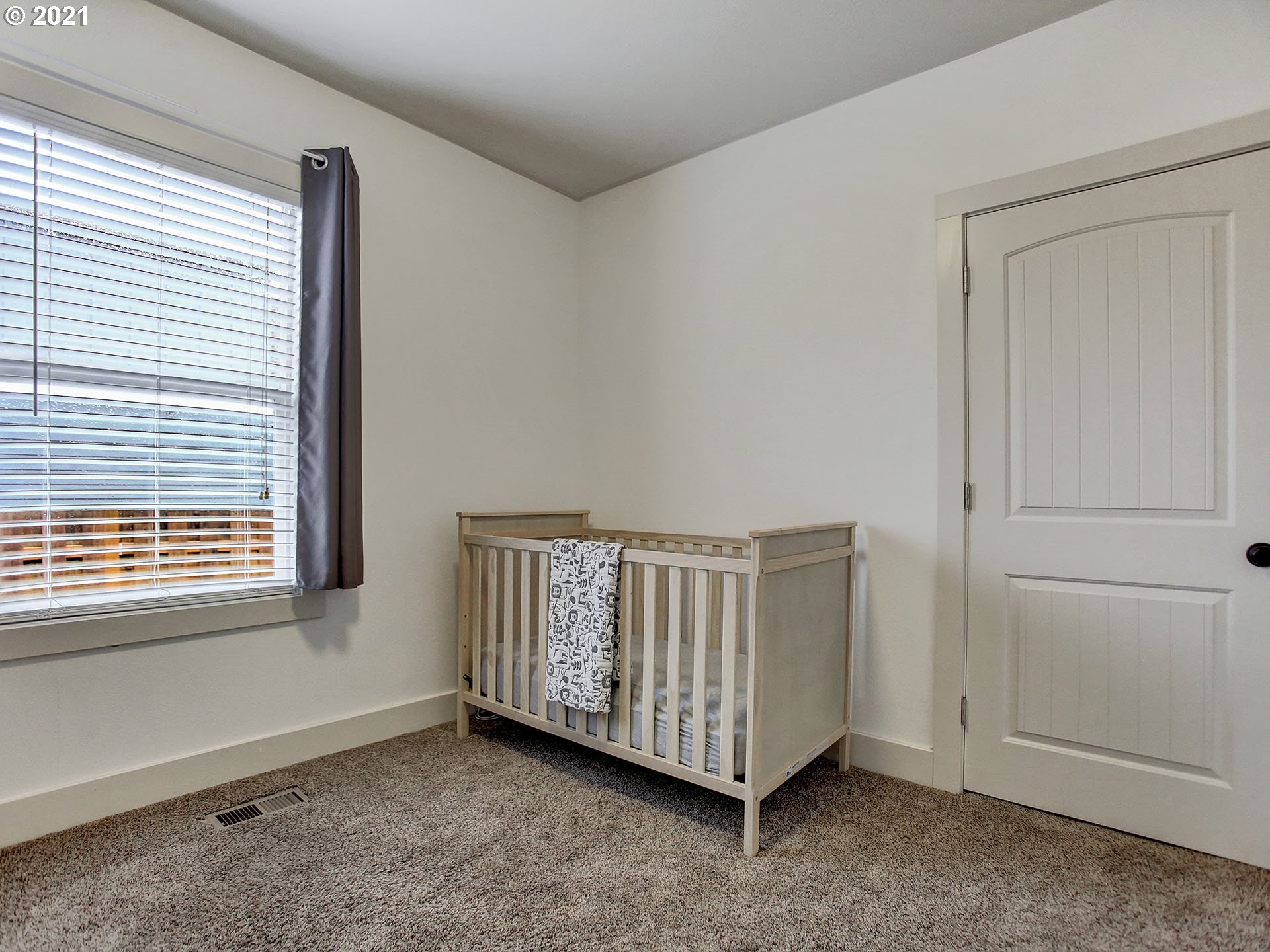 4916 Southeast Rural Street Portland, OR 97206 - Photo 23 of 30 Gallery Image 23