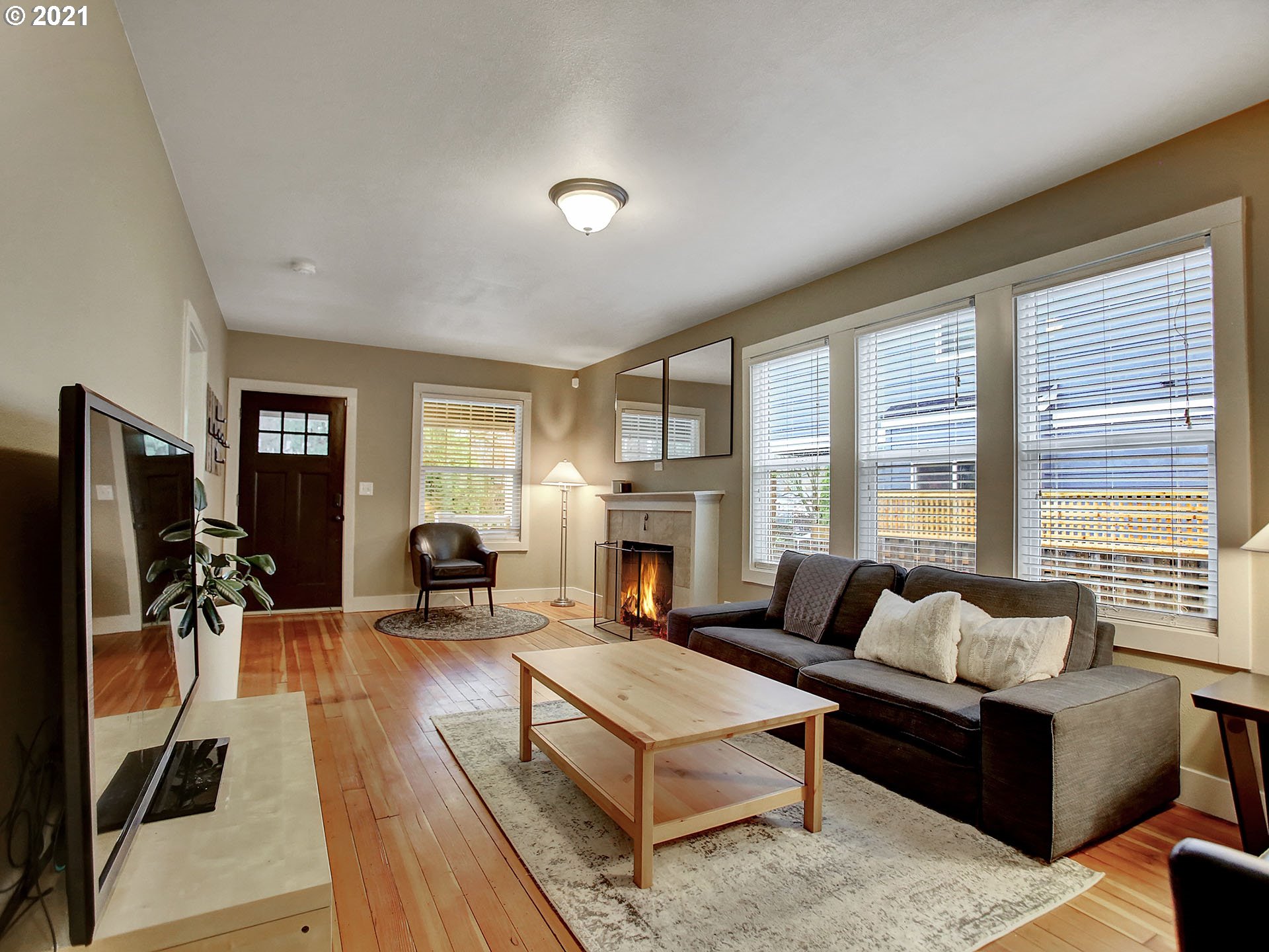 4916 Southeast Rural Street Portland, OR 97206 - Photo 8 of 30 Gallery Image 8