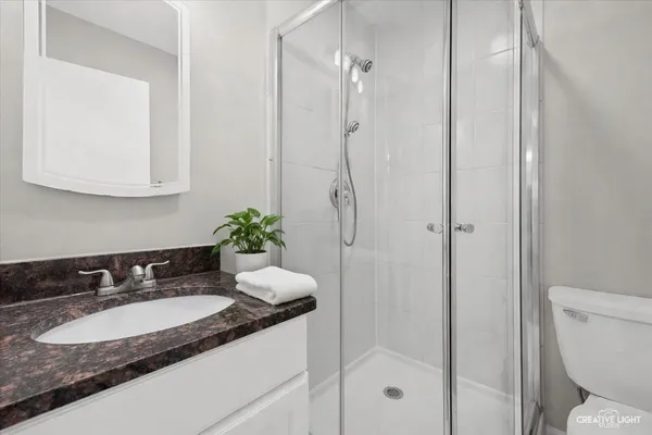 $419,990 | 1102 Southbridge Lane, Schaumburg, IL 60169