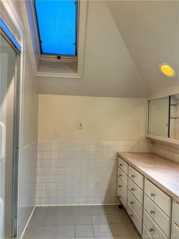 $1,700 | 546 West Taft Avenue, Bridgeport, CT 06604