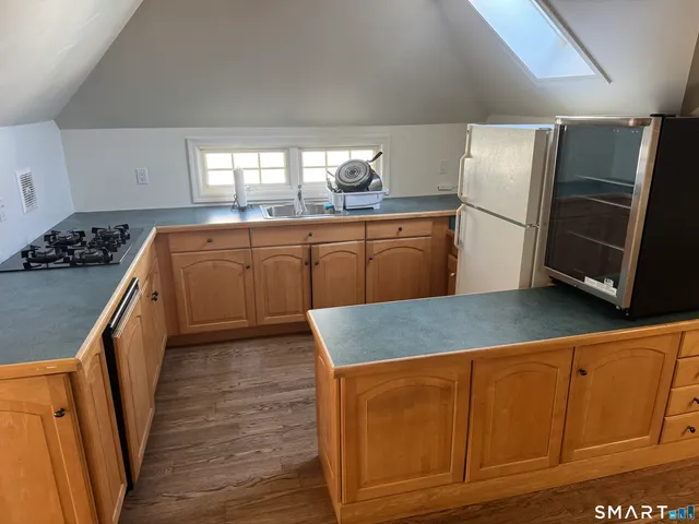 $1,700 | 546 West Taft Avenue, Bridgeport, CT 06604