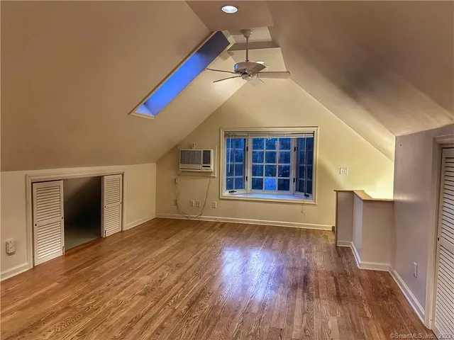 $1,700 | 546 West Taft Avenue, Bridgeport, CT 06604