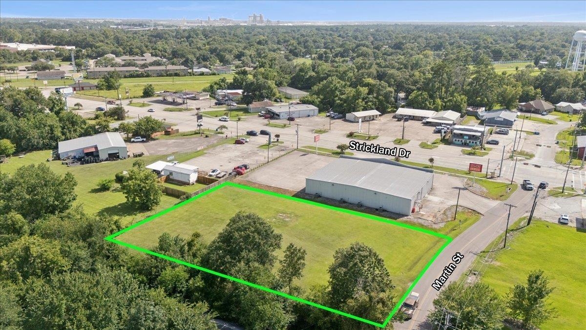 3125 Martin Street Orange, TX 77630 - Photo 2 of 7