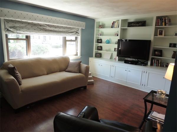 49 Lupine Road, Unit 11 Andover, MA 01810 - Photo 7 of 15 Gallery Image 7