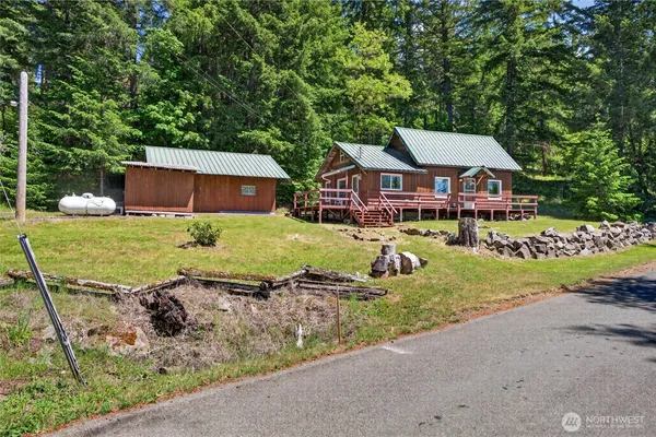 $498,000 | 121 Powerhouse Road, Packwood, WA 98361