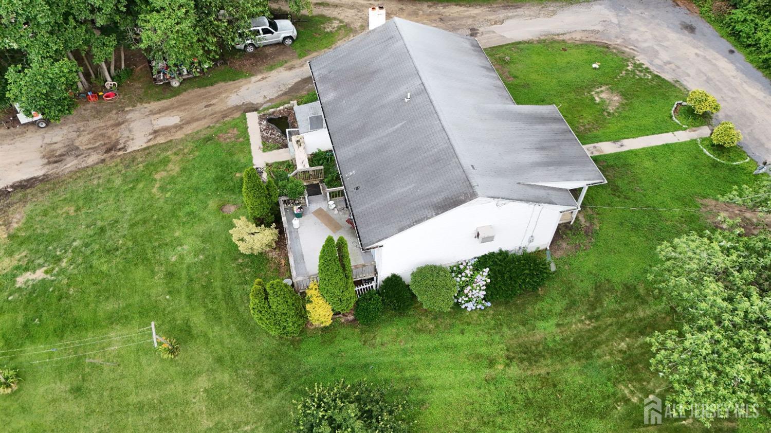 497 Robinson Road Penns Grove, NJ 08069 - Photo 3 of 17 Gallery Image 3