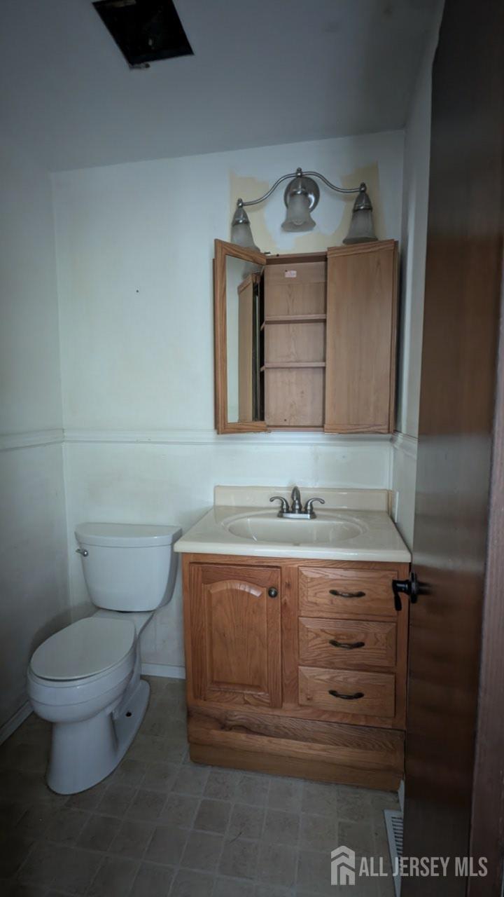 497 Robinson Road Penns Grove, NJ 08069 - Photo 6 of 17 Gallery Image 6