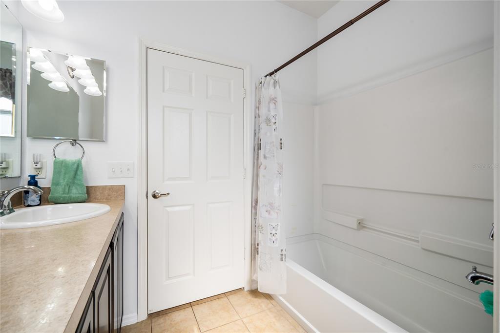 1701 Strathmore Circle Mount Dora, FL 32757 - Photo 18 of 44