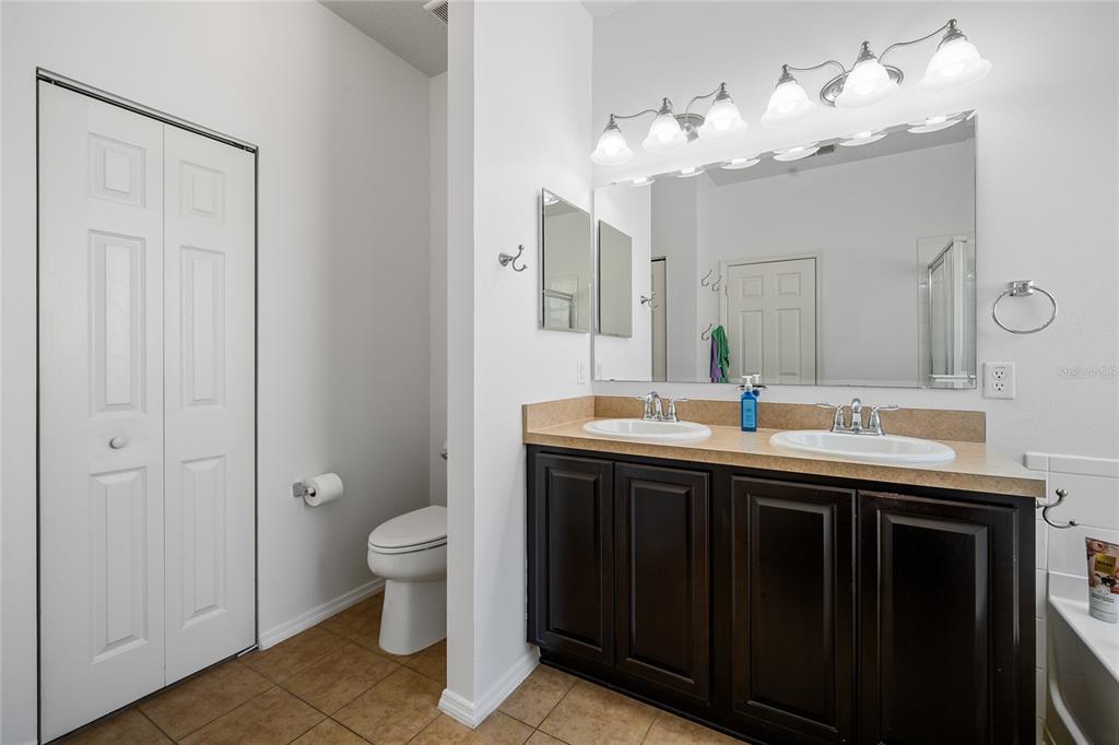 1701 Strathmore Circle Mount Dora, FL 32757 - Photo 29 of 44