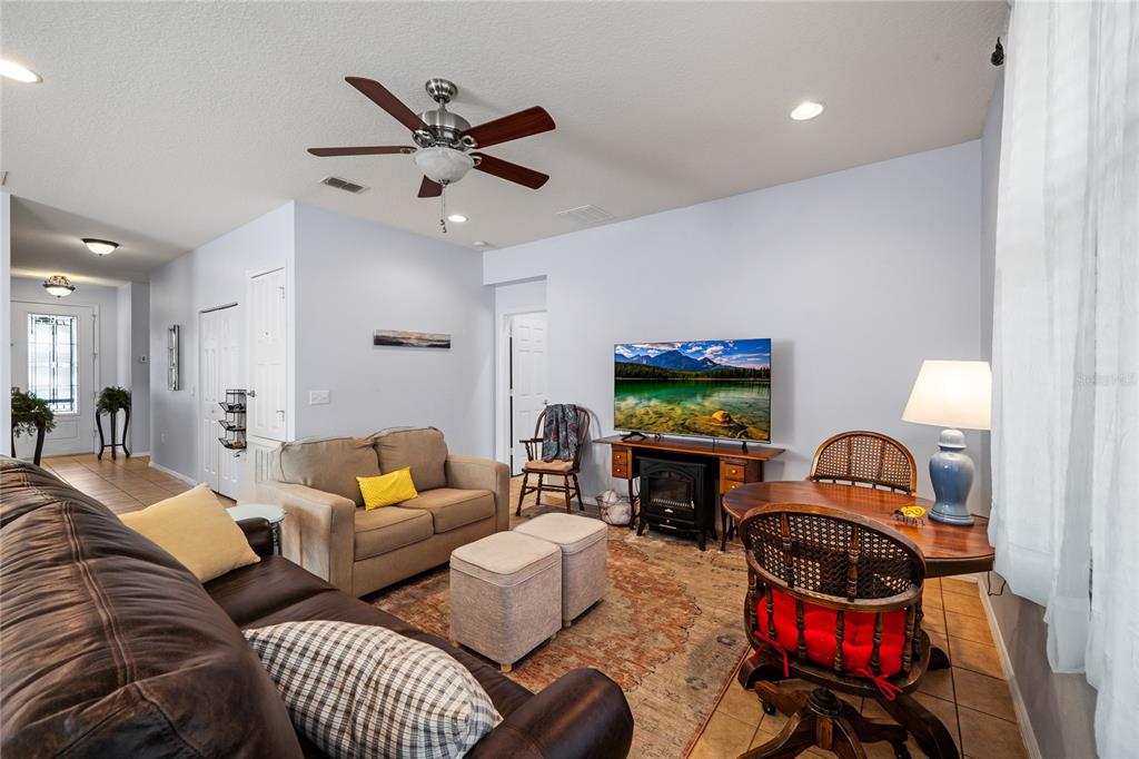 1701 Strathmore Circle Mount Dora, FL 32757 - Photo 6 of 44