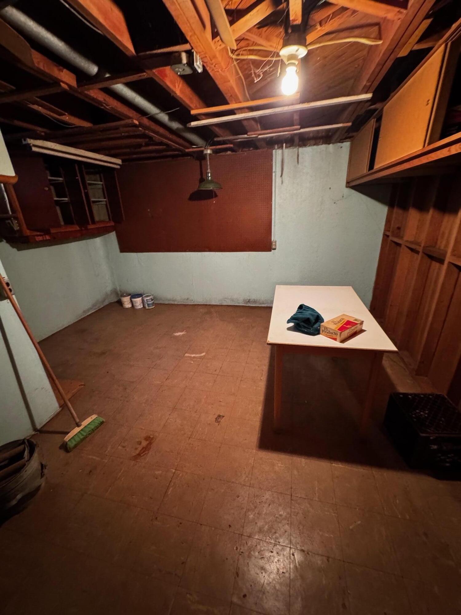 20370 Cherokee Street Detroit, MI 48219 - Photo 14 of 17 IMG_1045