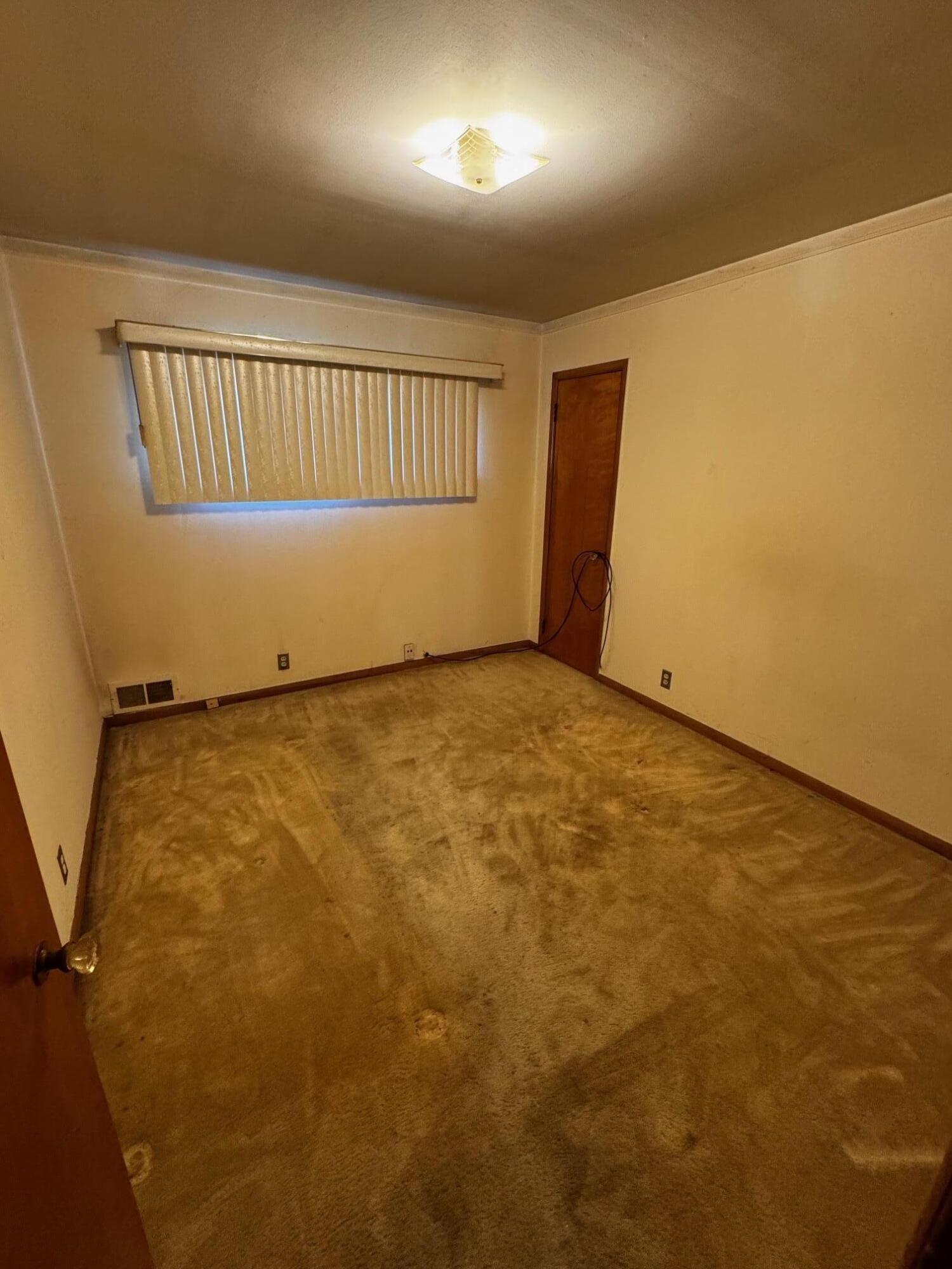 20370 Cherokee Street Detroit, MI 48219 - Photo 8 of 17 IMG_1037