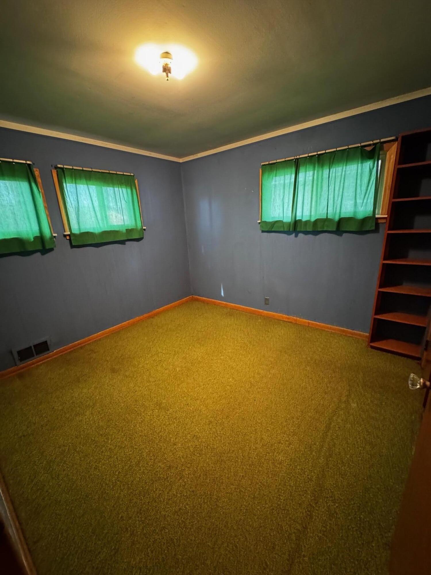20370 Cherokee Street Detroit, MI 48219 - Photo 10 of 17 IMG_1039