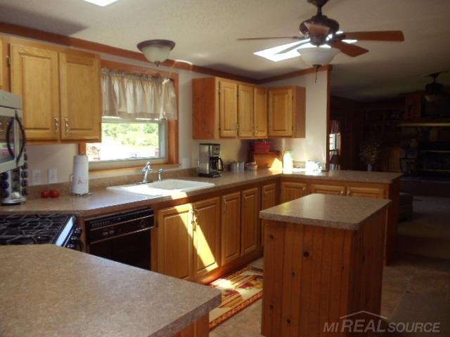 6926 Sheridan Line Road Lexington, MI 48450 - Photo 5 of 25
