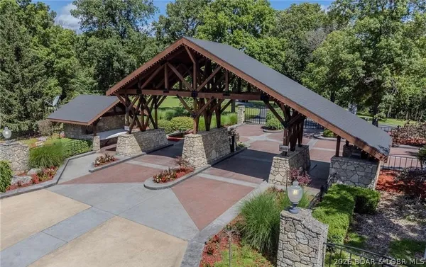$1,350,000 | 5 Kingsman Drive, Camdenton, MO 65020