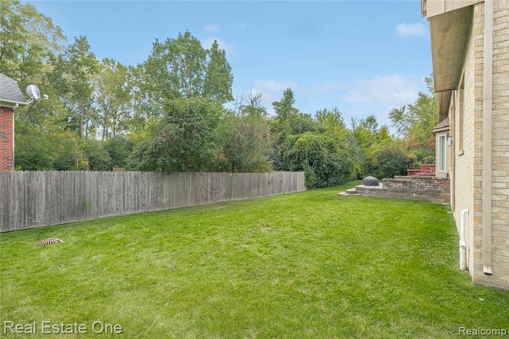 2025 Somerville Road Rochester Hills, MI 48307 - Photo 43 of 51