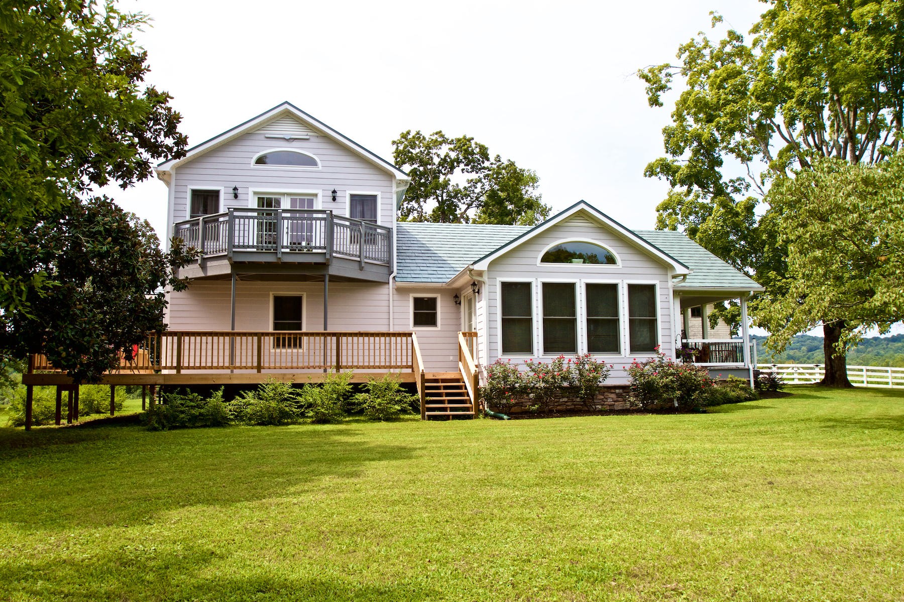 909 Marble Bluff Road Loudon, TN 37774 - Photo 1 of 36 Gallery Image 1