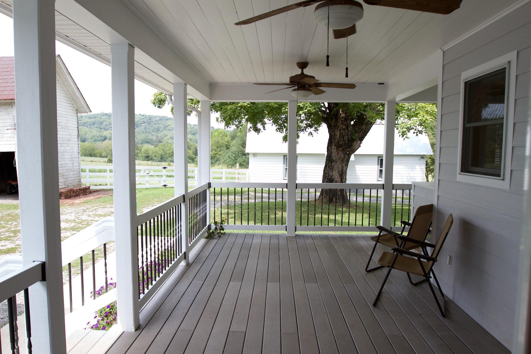 909 Marble Bluff Road Loudon, TN 37774 - Photo 3 of 36 Gallery Image 3