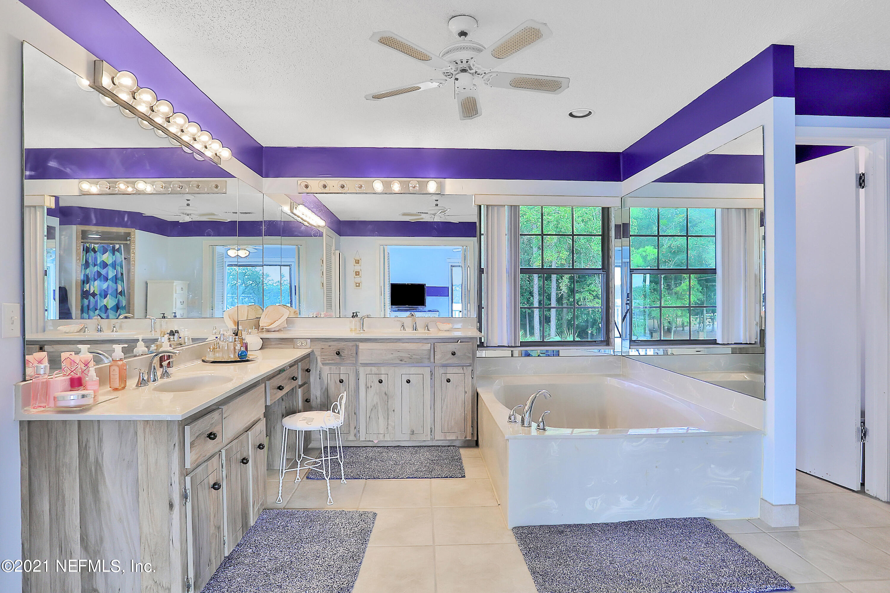 280 Broward Road Jacksonville, FL 32218 - Photo 13 of 23 Primary Bathroom