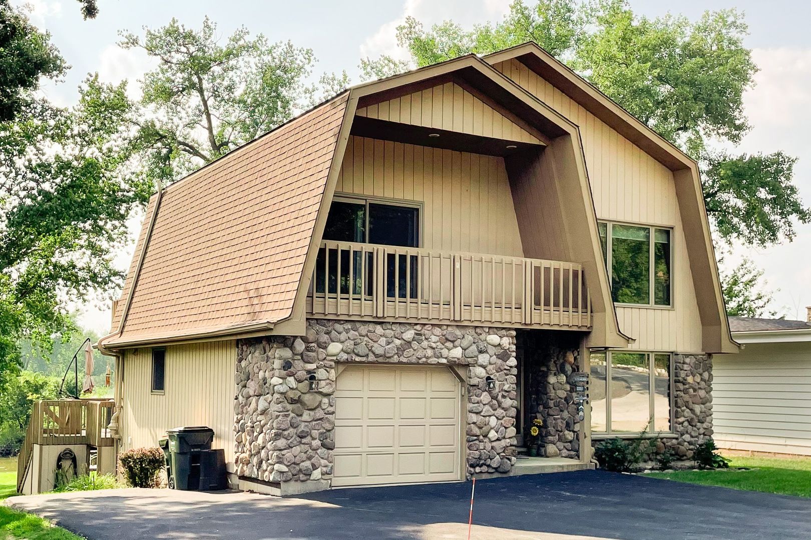 28986 Manitoba Trail McHenry, IL 60051 - Photo 1 of 44