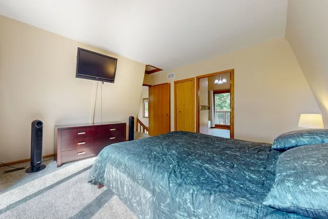 $584,000 | 28986 Manitoba Trail, McHenry, IL 60051