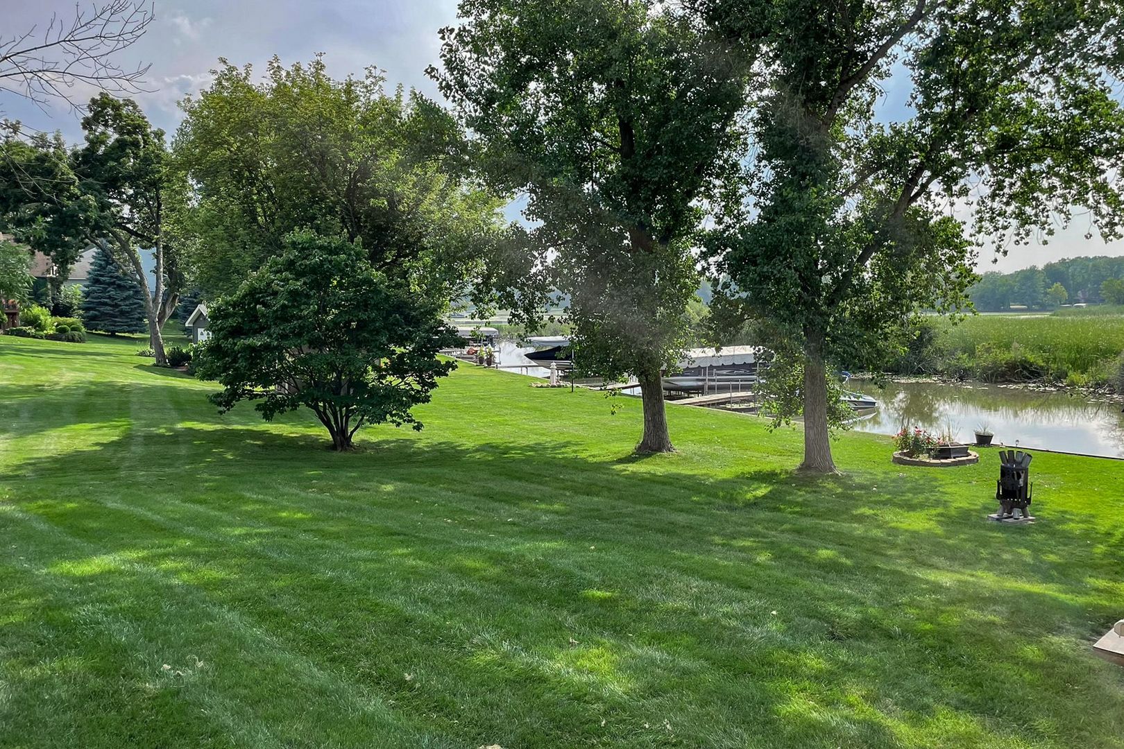 28986 Manitoba Trail McHenry, IL 60051 - Photo 30 of 44 a view of a park