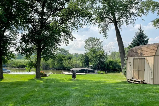 $584,000 | 28986 Manitoba Trail, McHenry, IL 60051