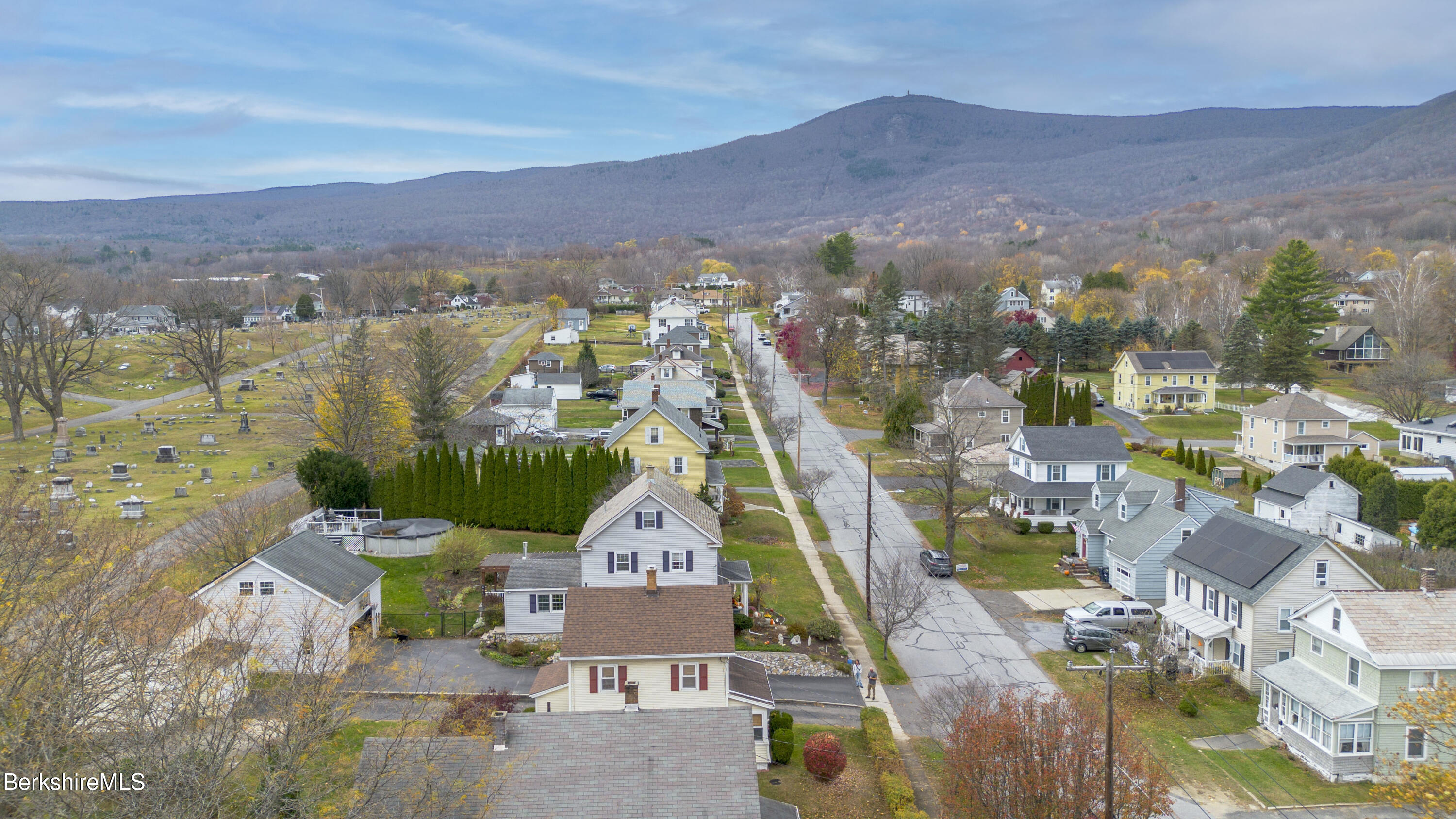 44 Valley Street Adams, MA 01220 - Photo 19 of 20 44ValleySt_Adams_033