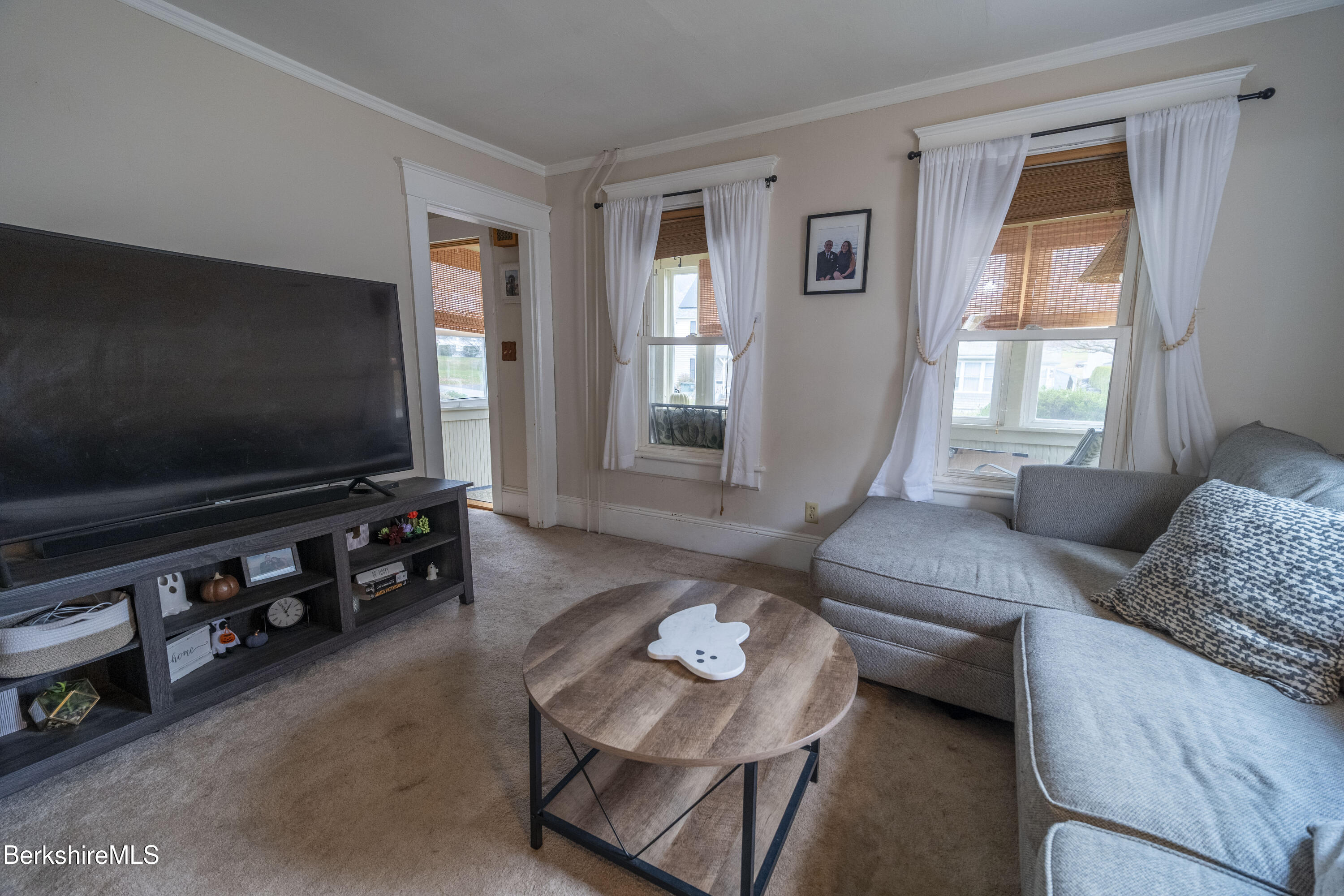 44 Valley Street Adams, MA 01220 - Photo 4 of 20 living room