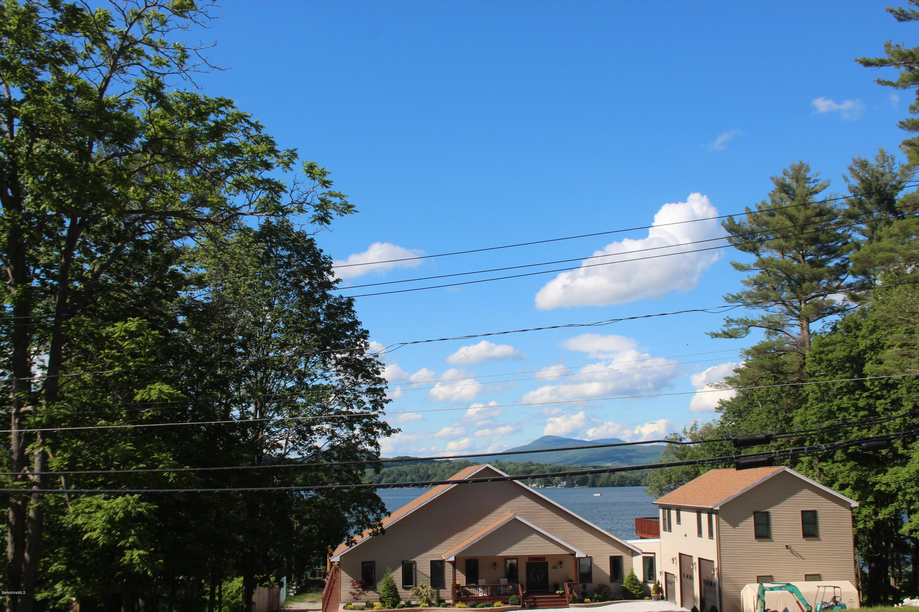 137 Hancock Road Pittsfield, MA 01201 - Photo 3 of 17 Pontoosuc Lake Pleasure