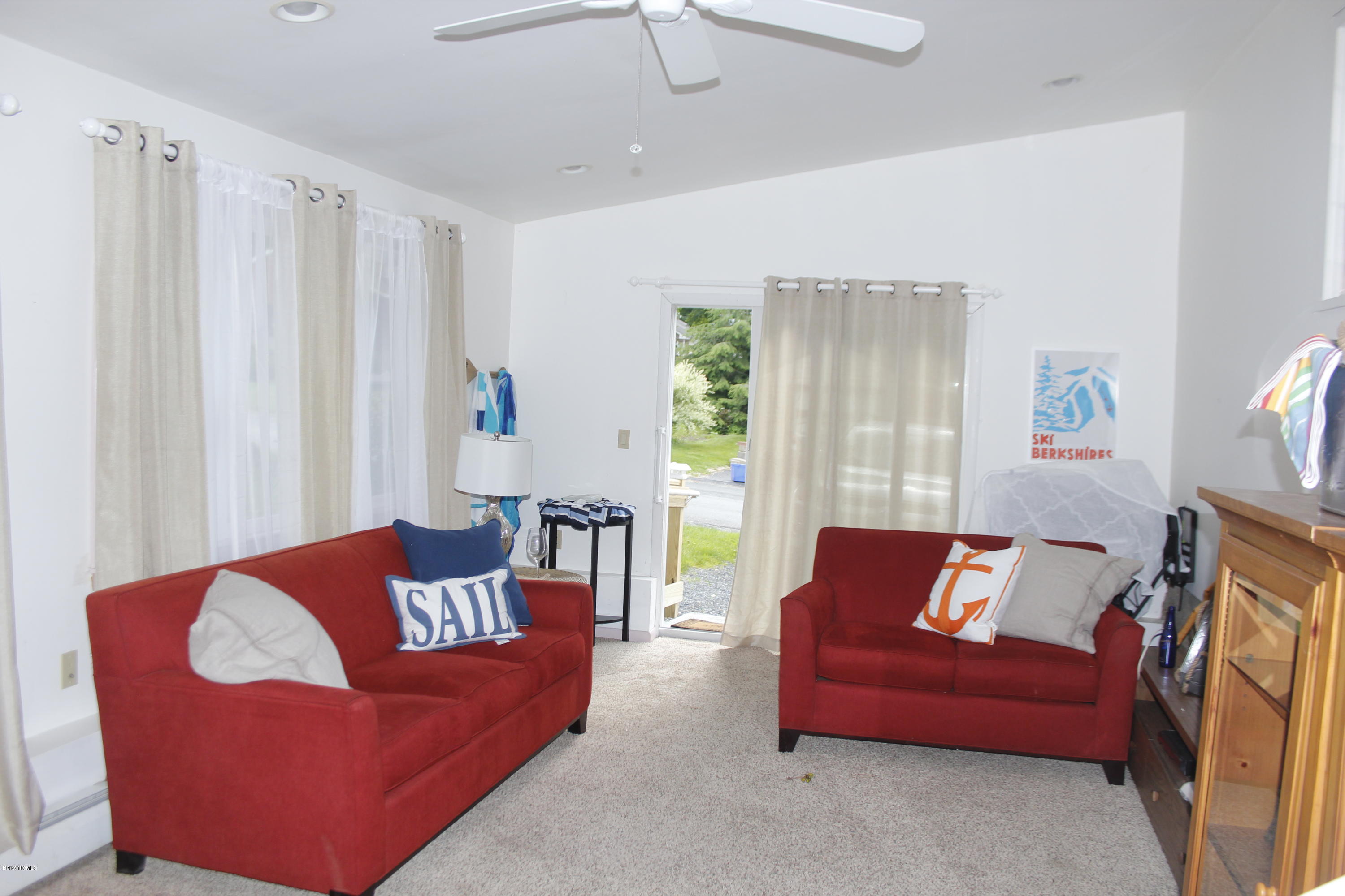 137 Hancock Road Pittsfield, MA 01201 - Photo 8 of 17 Family Room