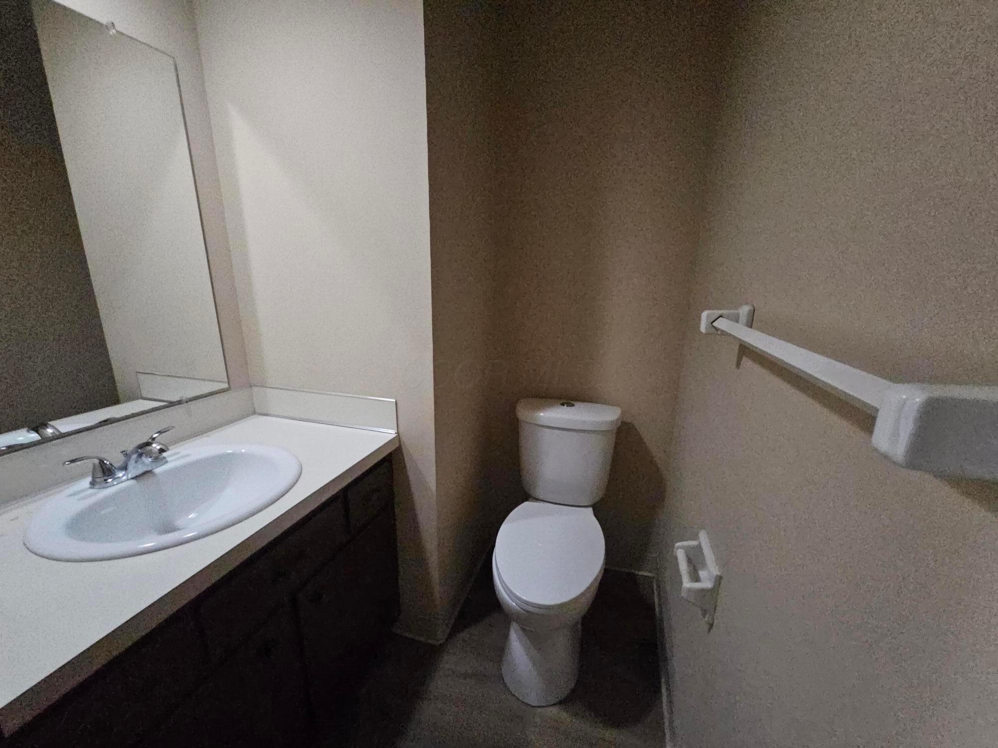 5013 Godown Road, Unit A Columbus, OH 43220 - Photo 6 of 26 20241209_112705
