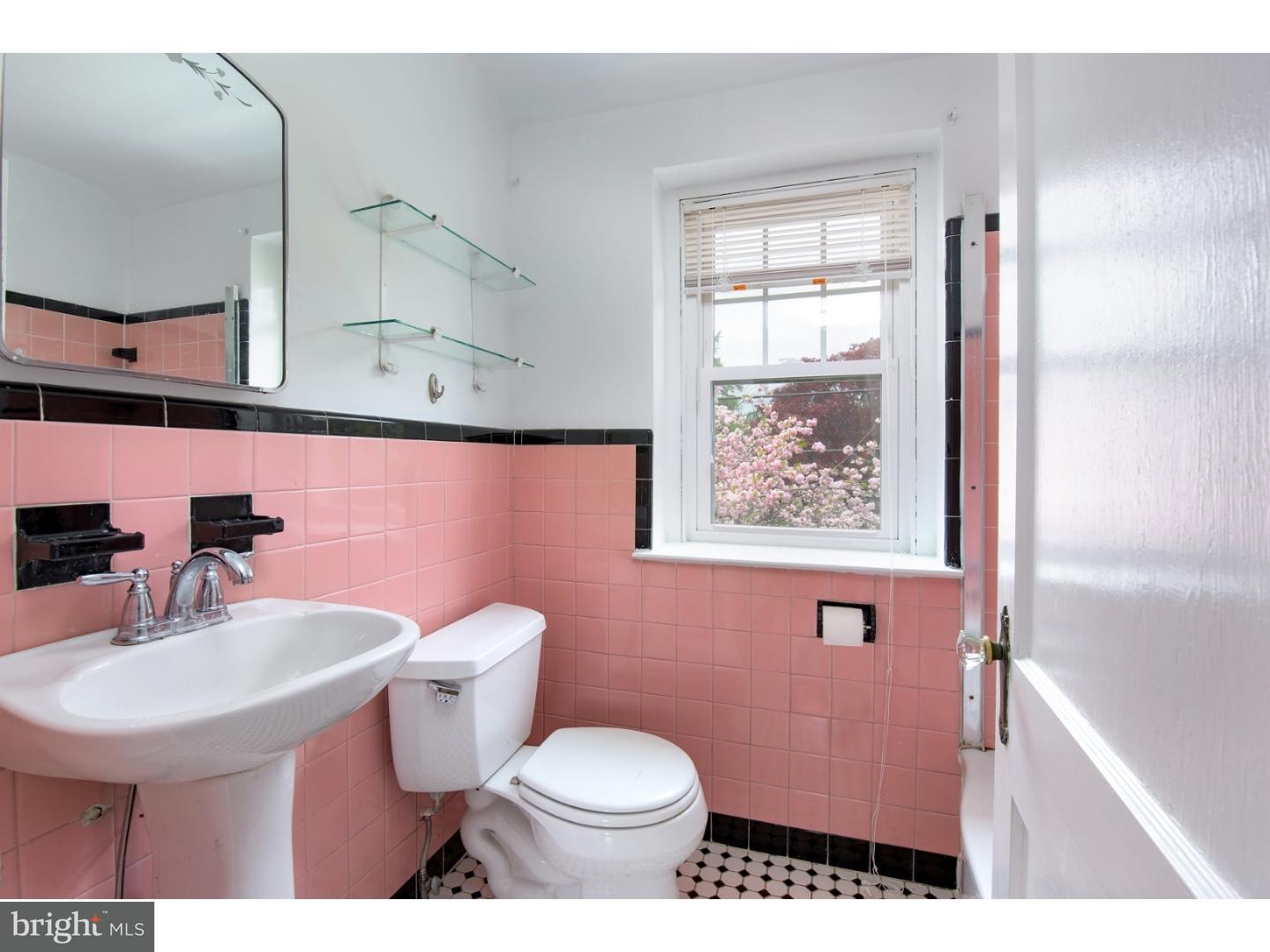 405 East Manoa Road Havertown, PA 19083 - Photo 22 of 25 Gallery Image 22
