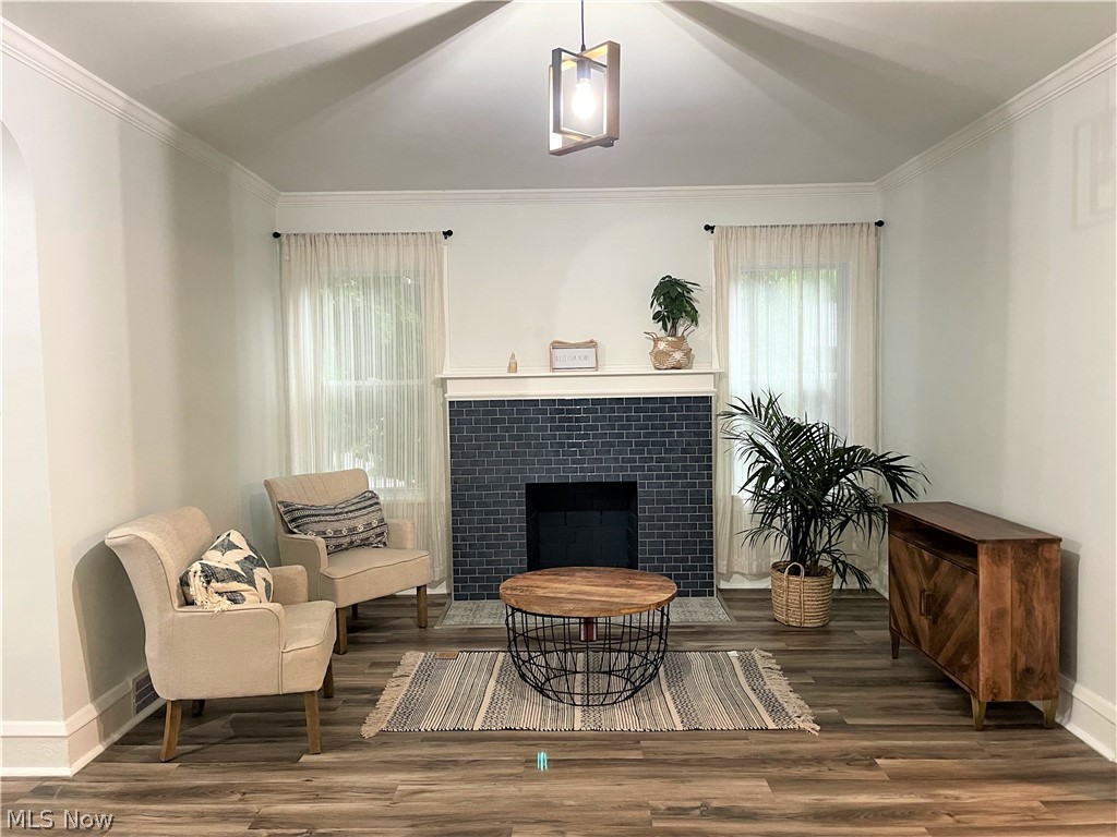 3672 Bainbridge Road Cleveland, OH 44118 - Photo 6 of 15