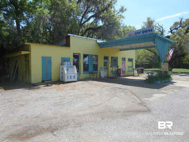 369 Mobile Street Fairhope, AL 36532 - Photo 3 of 11