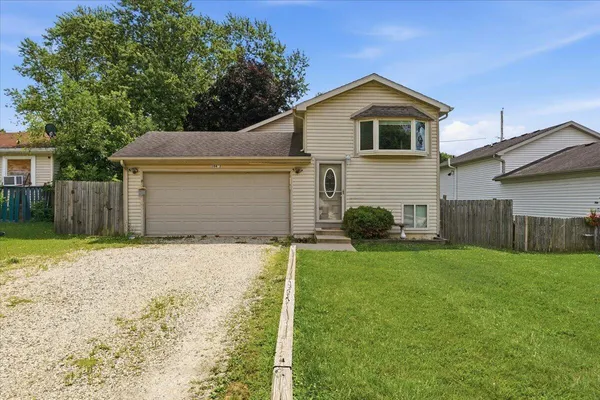 $327,000 | 10463 268th Court, Salem Lakes, WI 53179
