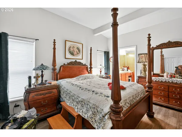 $299,000 | 1620 Northeast 6th Street, Redmond, OR 97756